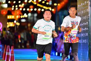 BIB: 201, 50297, 60066, 112
                            <button type="button" onclick="openModal(21803152)" class="btn btn-primary btn-sm float-right btn-popup" data-toggle="modal" data-target=".modal-high-quality">
                        <i class="fas fa-shopping-cart"></i> Add to Cart
                    </button>
                                            <button type="button" onclick="isThisMe(21803152, true)" class="btn btn-success btn-sm float-right btn-popup btn-isme hidden" data-toggle="tooltip" data-placement="bottom" title="นี่คือรูปของคุณใช่ไหม คลิกที่นี่เพื่อเอาเข้าอัลบั้ม">
                        <i class="fas fa-plus"></i> Add to album
                    </button>
                    <button type="button" onclick="isThisMe(21803152, false)" class="btn btn-warning btn-sm float-right btn-popup btn-isnotme hidden">
                        <i class="fas fa-ban"></i> Remove from album
                    </button>